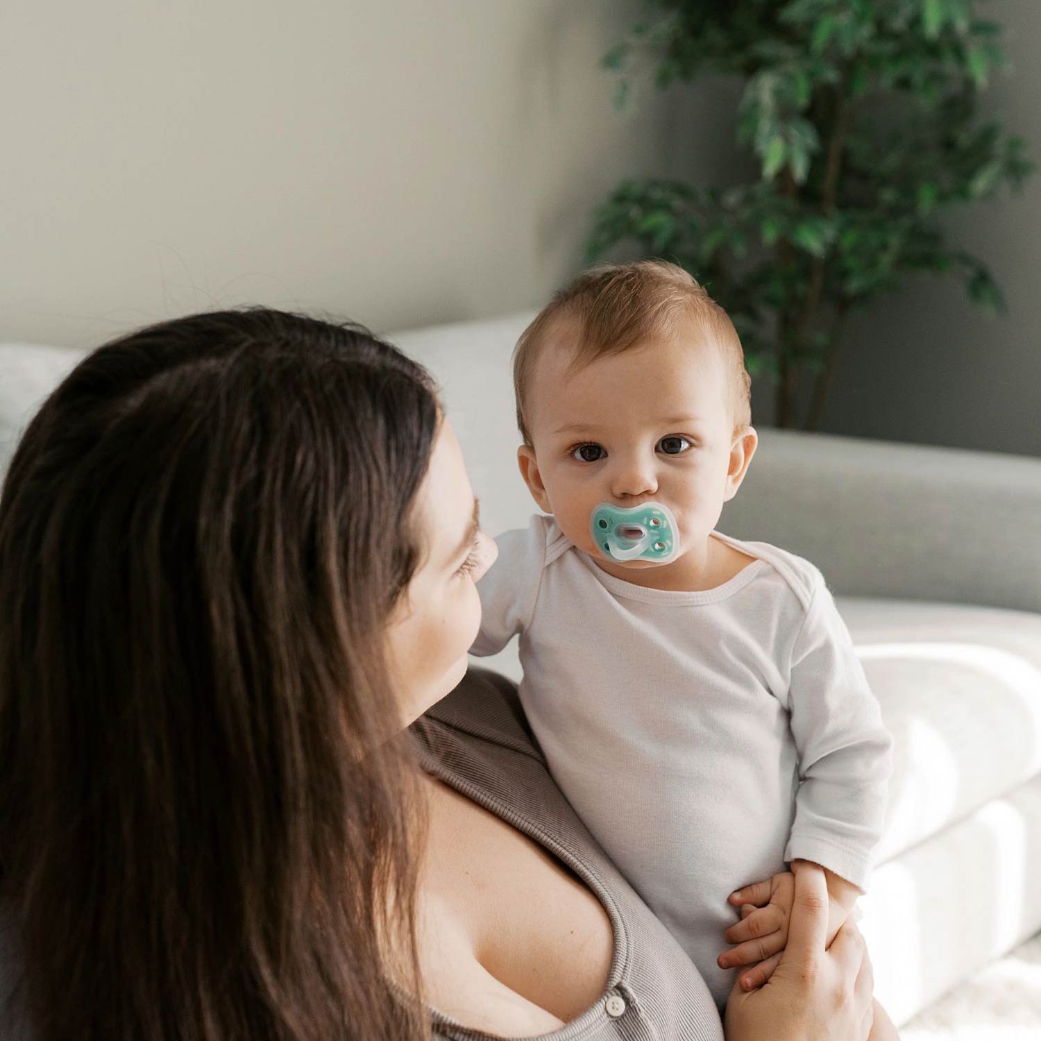 Dr. Brown's® Advantage™ One-Piece Silicone Pacifier. Ages 6-18 months – 3-Pack - Image 3