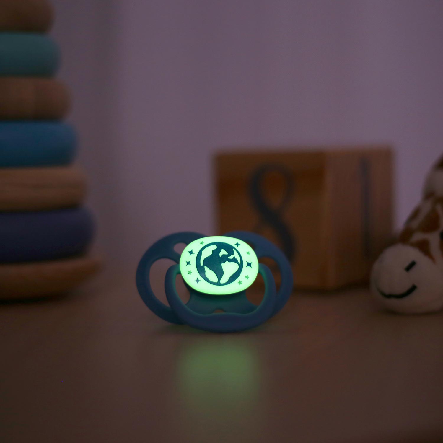Dr. Brown's™ Advantage™ Glow-in-the-Dark Pacifiers. Ages 6-18 months. 2 Count - Image 6