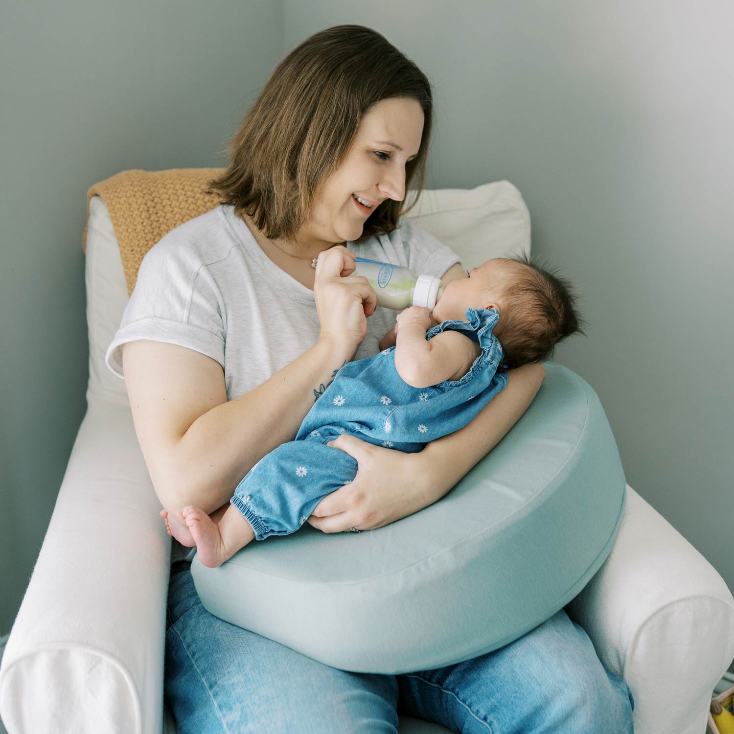 Dr. Brown's™ Feeding & Nursing Lap Support Pillow - Image 4