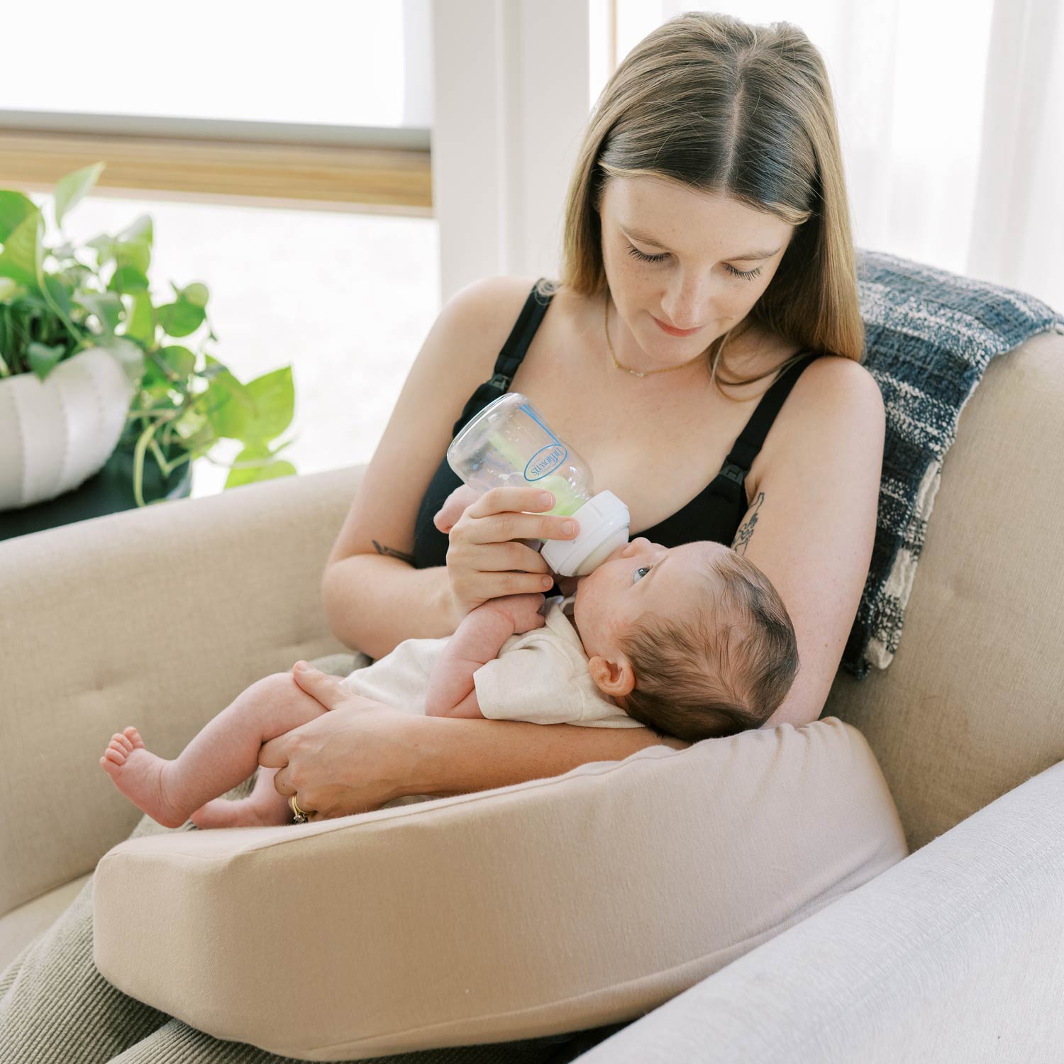 Dr. Brown's™ Feeding & Nursing Lap Support Pillow - Image 4