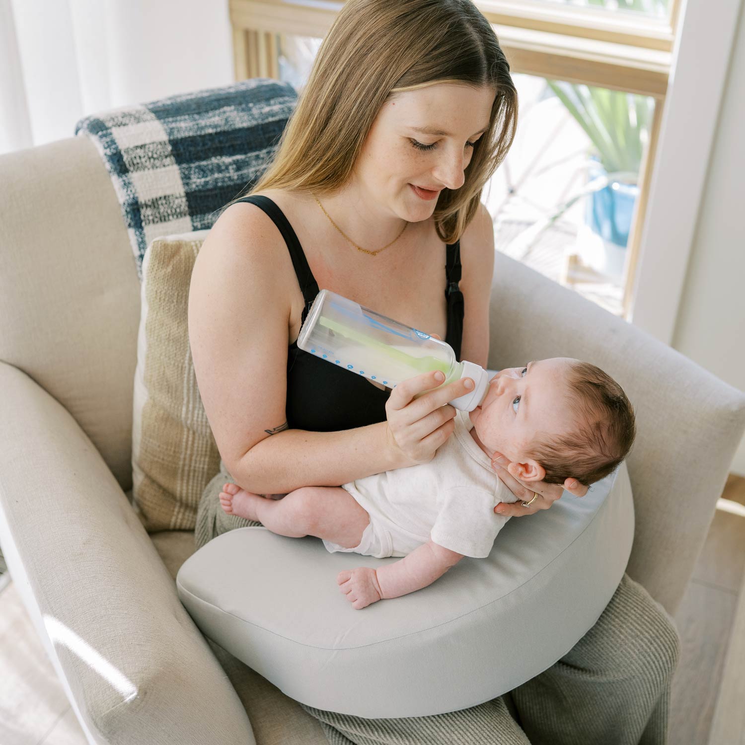 Dr. Brown's™ Feeding & Nursing Lap Support Pillow - Image 4