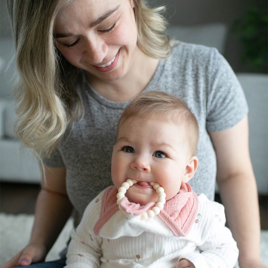 Dr. Brown's® Muslin Bandana Bibs with Flexees™ Beaded Teether Ring - Image 4