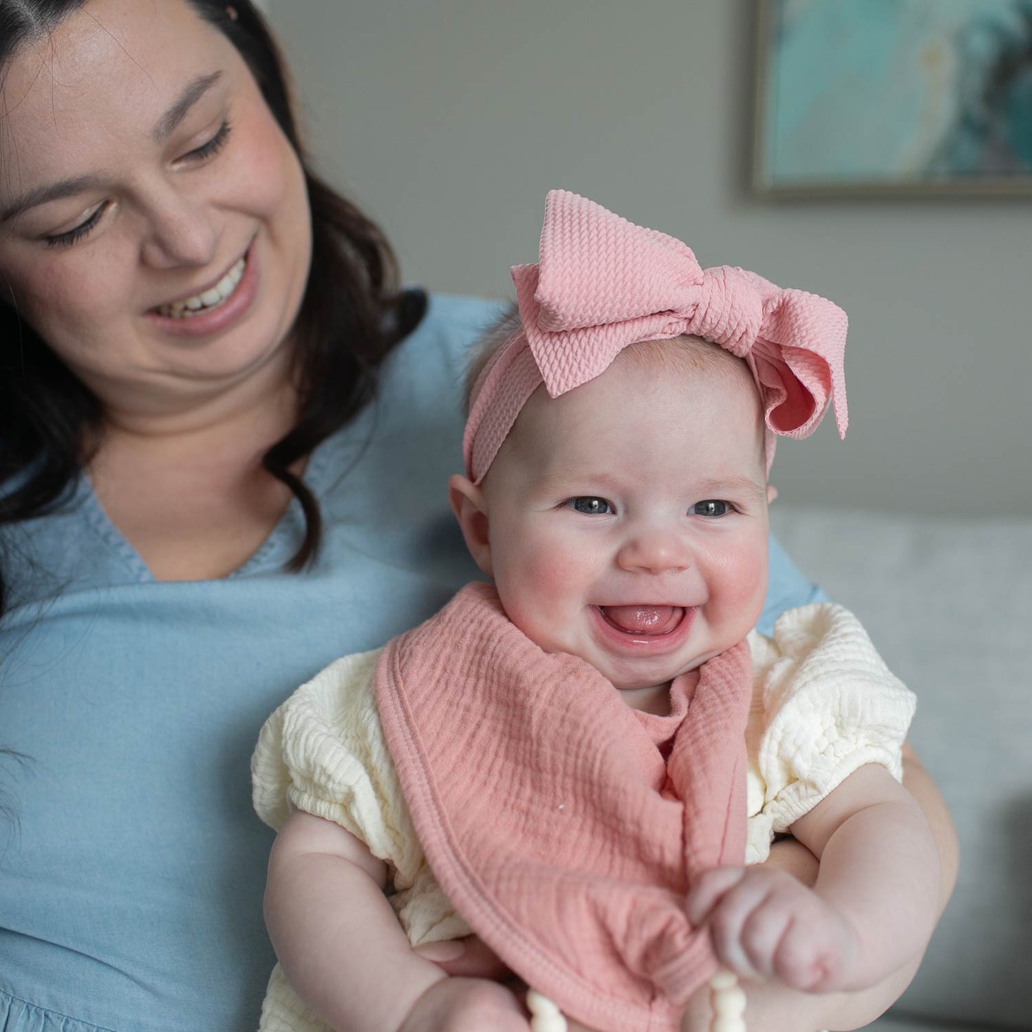 Dr. Brown's® Muslin Bandana Bibs with Flexees™ Beaded Teether Ring - Image 3